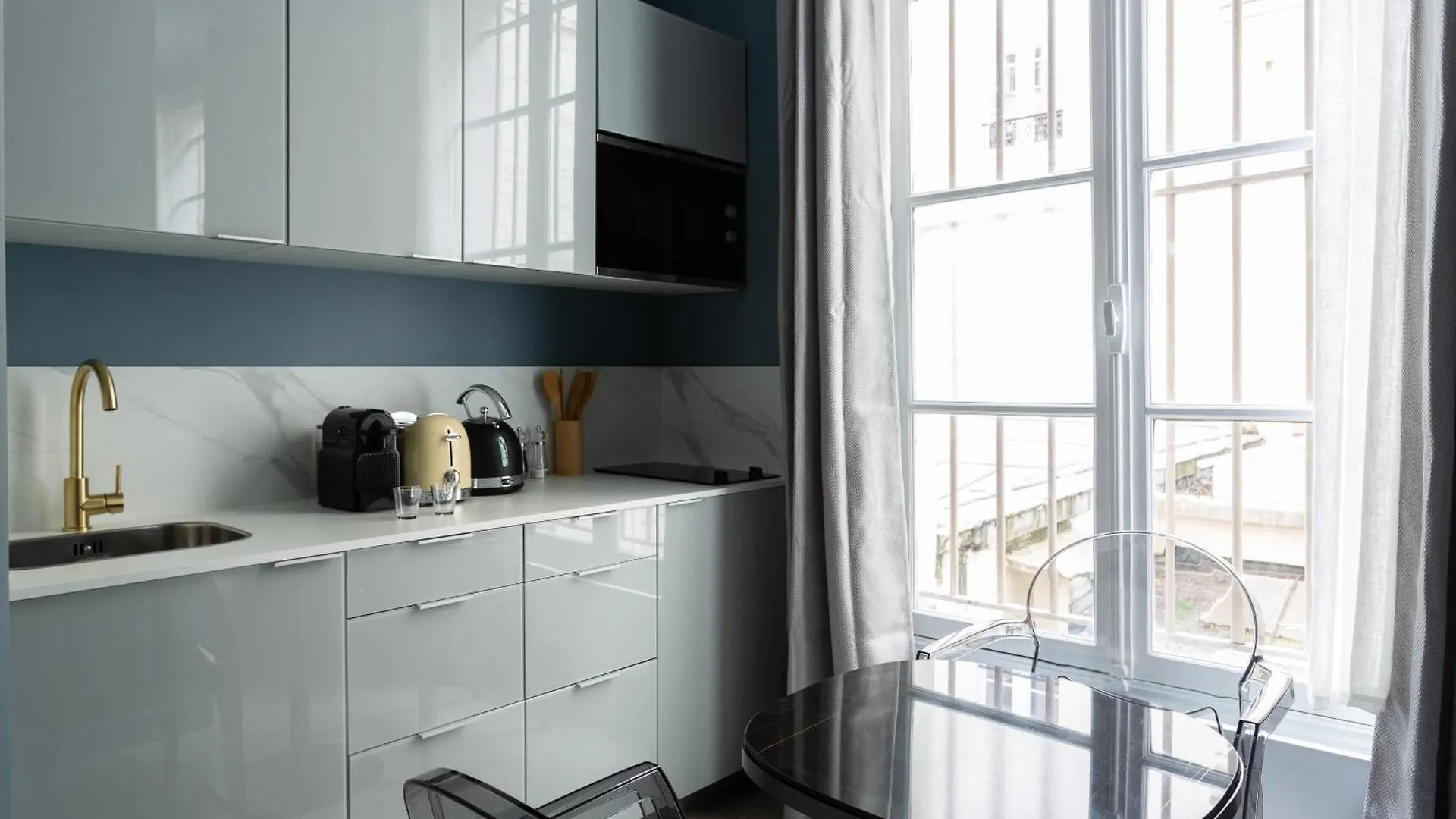 Eclectic Montmartre Apartment Paris
